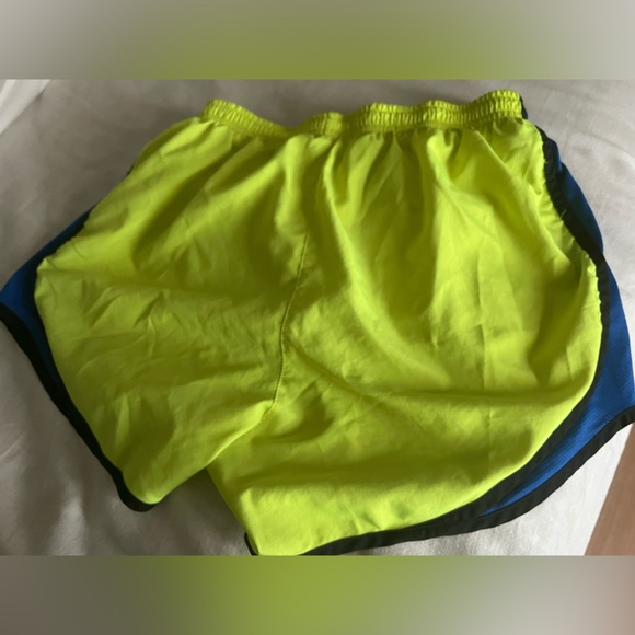 Nike Dri-fit neon yellow-blue shorts - Picture 3 of 3